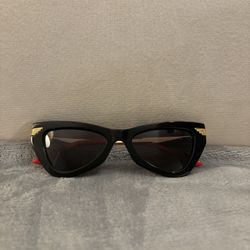 Black Widow Diff Sunglasses