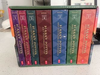 Harry Potter Complete 7-Book Softcover Box Set