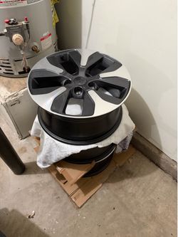 3 2024 jeep grand Cherokee 4xe rims