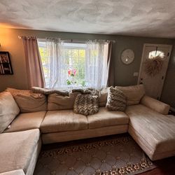 12 Ft Comfy Chaise Couch From Jordan’s Furniture 