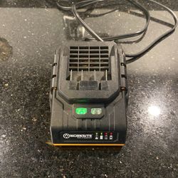 Worksite 20V Battery Charger Model CH0040A-2020U