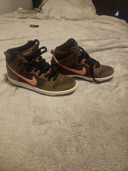 Nike Brown and Pink Trainers