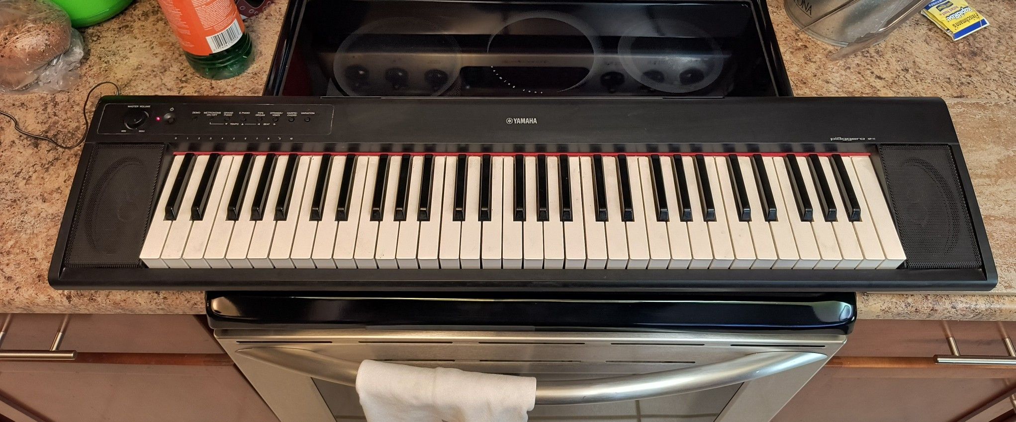 Yamaha Piagerro NP-11 Portable Slim (61-Key) Digital Piano Keyboard For Sale!!!