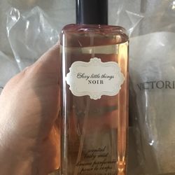 DISCONTINUED VS NOIR BODY MIST