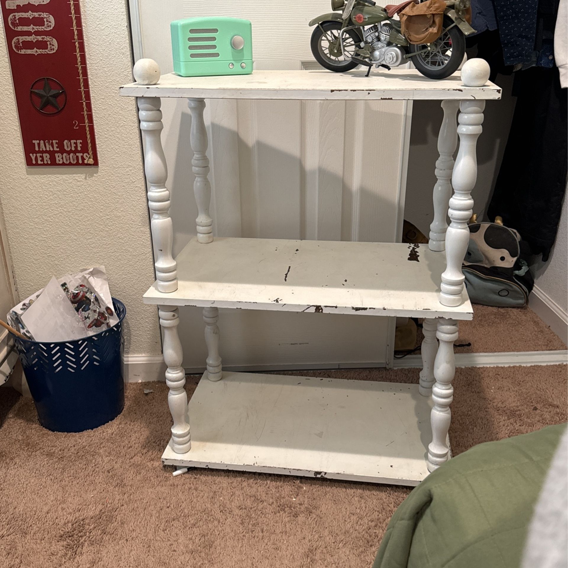 Small Shabby Chic Shelf