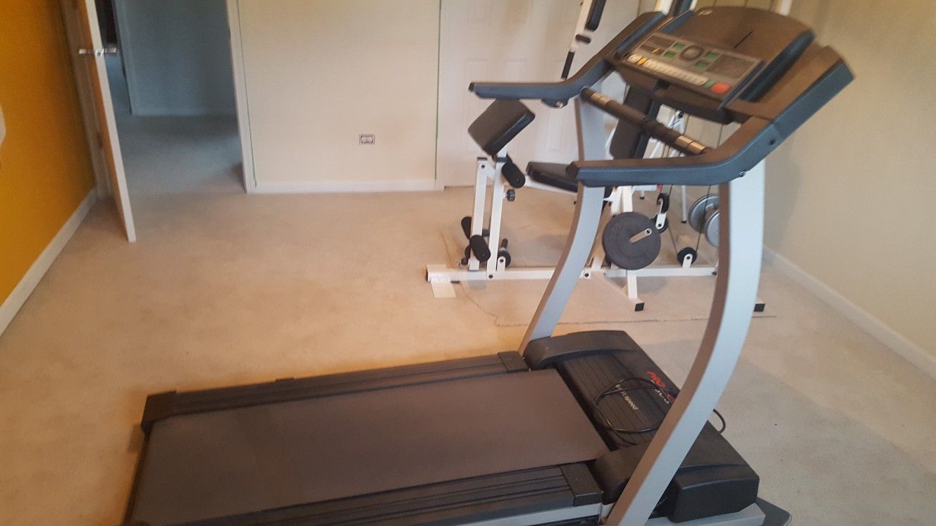 ProForm 745CS Treadmill for Sale in Orland Park, IL OfferUp