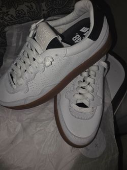 P448  shoes