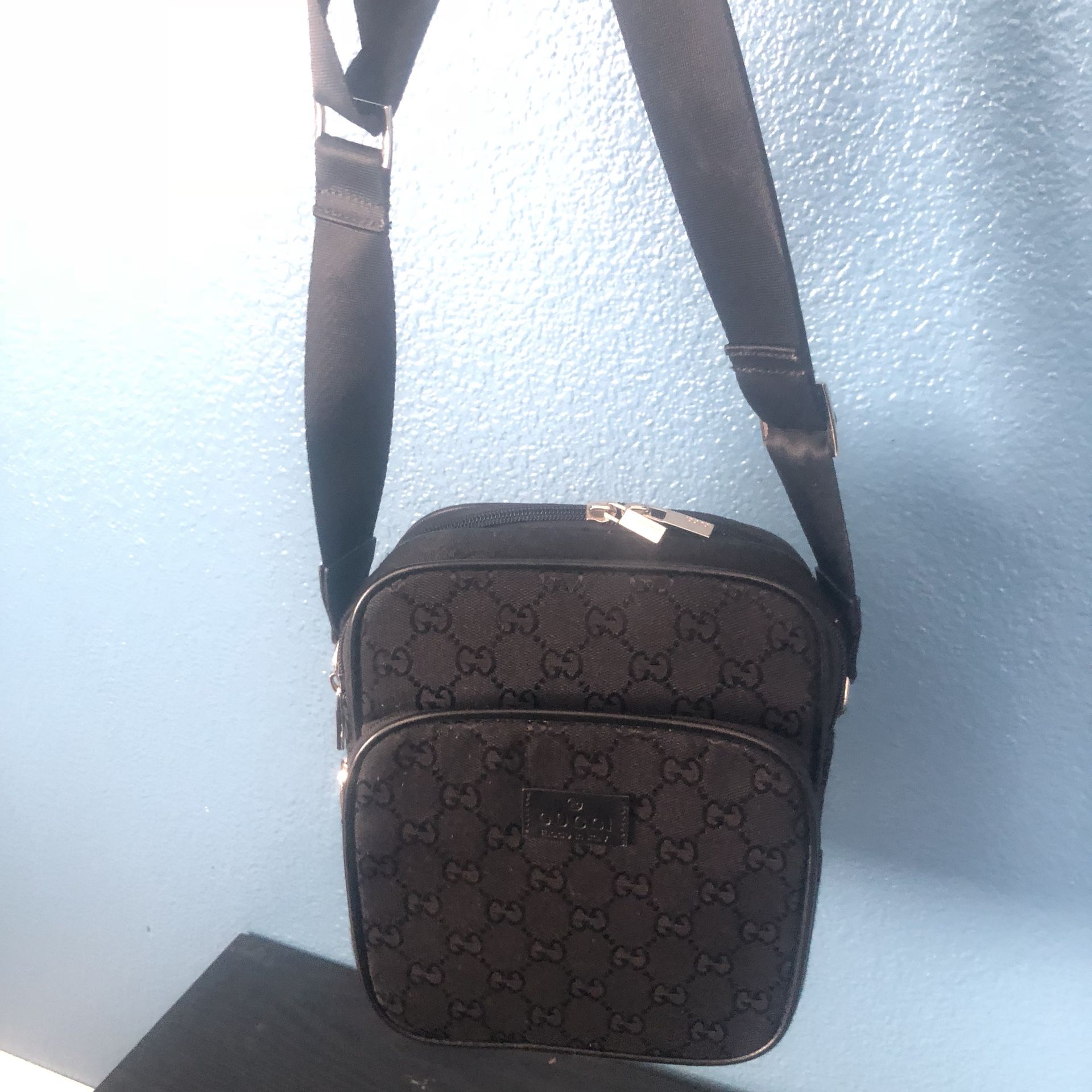 Messenger bag