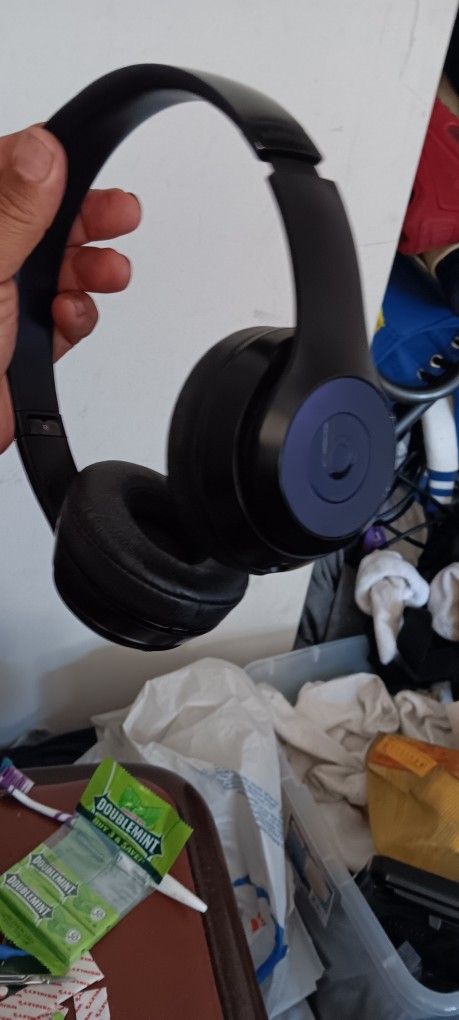 Beats Solo 3 Bluetooth Headphones