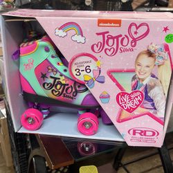 Jojo Siwa adjustable Kids Rainbow colored Roller Derby skates size 3-6 NIV