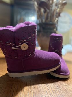 NEW! UGG Kids' Y Bailey Button Tehuano Size 1