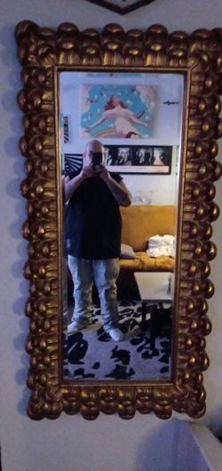 MIRRORS 2 of them are matching except the gold one..