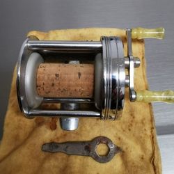 Shakespeare Reel 1920 Whit Original Tool And Bag