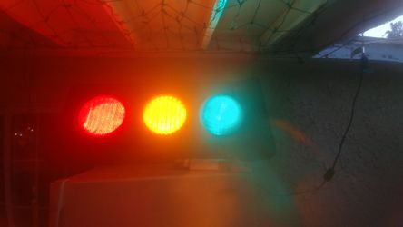 Real traffic signal light