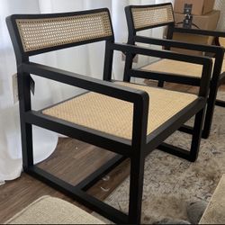 accent Chairs & End Tables 