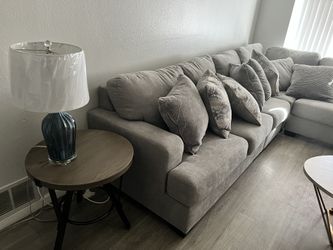 Nice Sofa Set