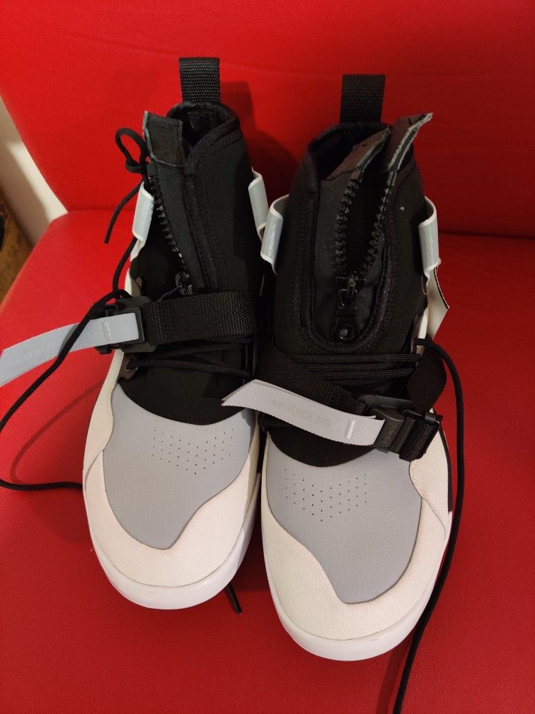 Nike AIR FORCE 270 UTILITY SNEAKERS