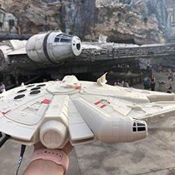 Disney Parks Star Wars MILLENIUM FALCON Popcorn Bucket Exclusive Light Up

