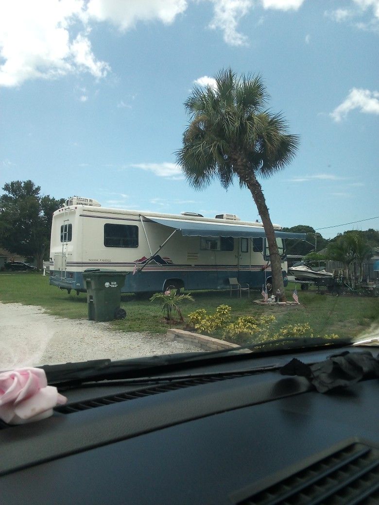 1995 Ford Scenic cruiser
