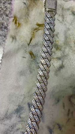 Mossinate Necklace