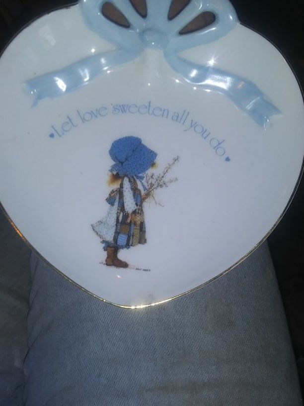 Holly Hobby With Origional Vintage Label .no Cracks. Or Chips.