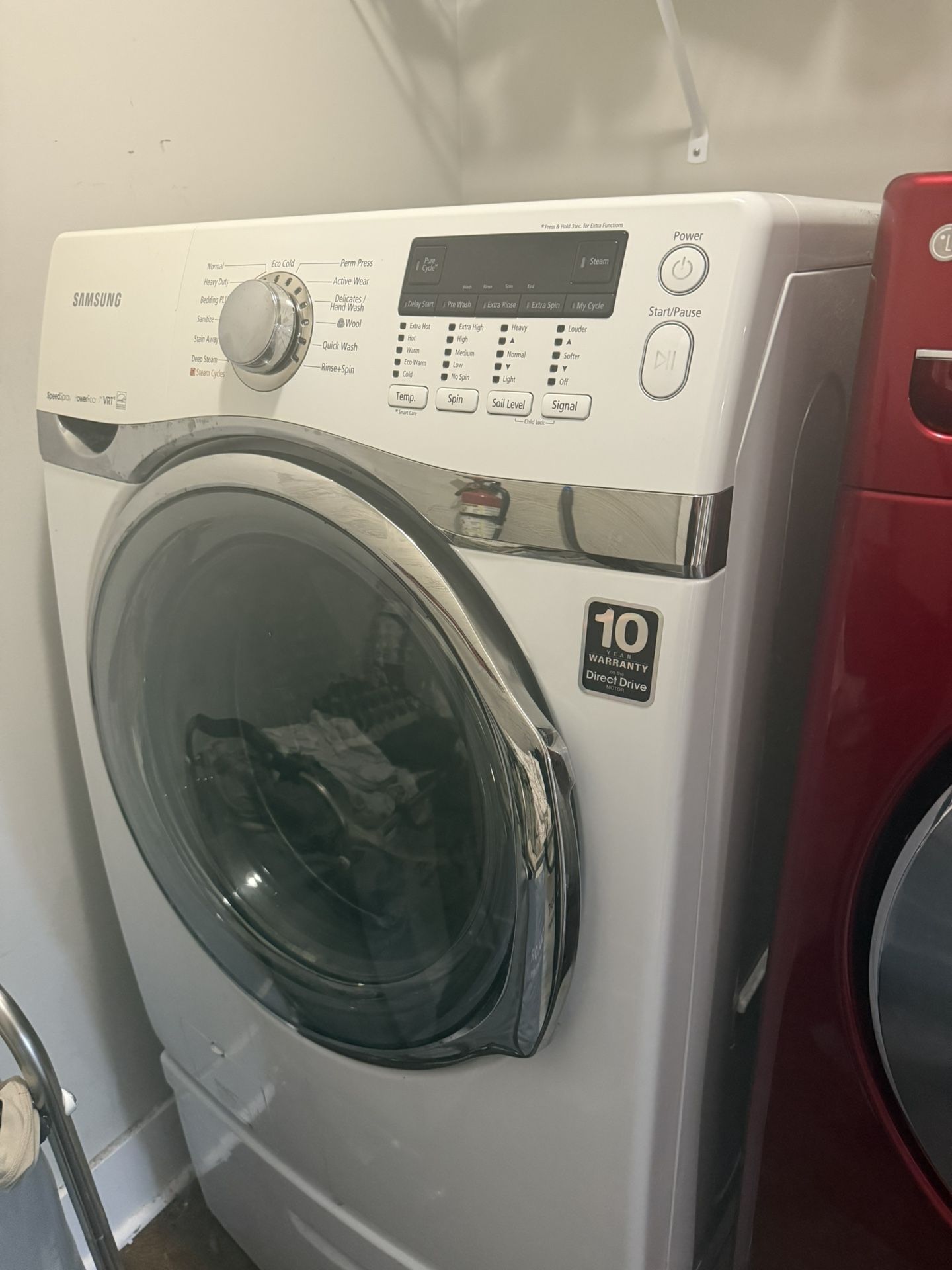 Samsung Washer & LG Sensor Dryer Set w/ Pedestals – Excellent Condition