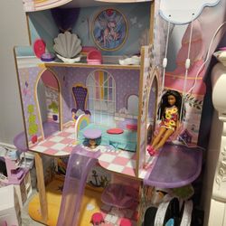 Unicorn/mermaid Dollhouse 