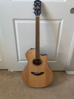 Yamaha APX600 Electric Acoustic Guitar