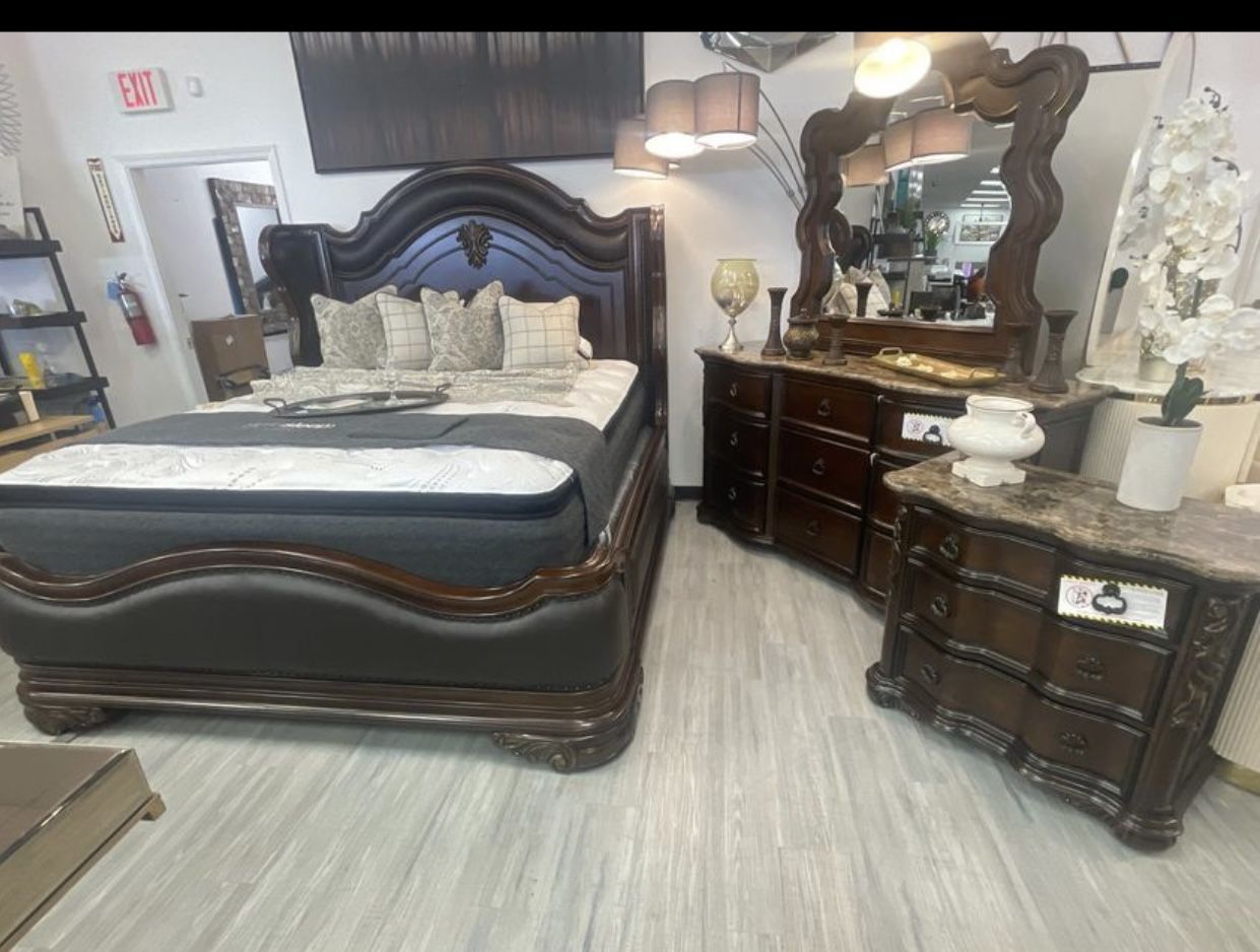 Queen Dresser Mirror Nightstand