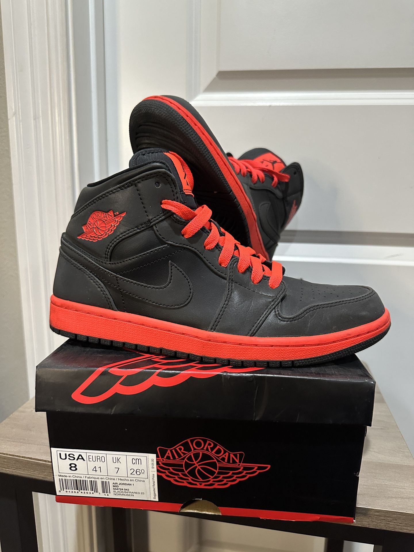 Jordan 1 Infra Reds