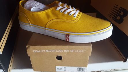 Mens Levi shoes