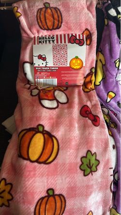 Hello kitty blanket