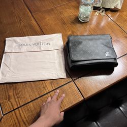 black LV bag