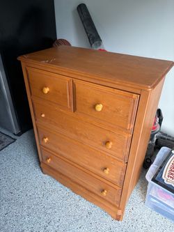Wood dresser