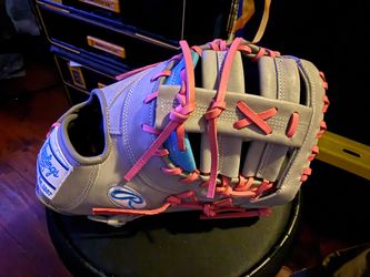 Rawlings R2G heart of the hide  1st base mitt 13” Gray Pink Lacing