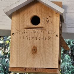 Handmade Solid wood Birdhouses.  Natural Wood, You Can Paint It If You Like From $20 To  $25Depends On Size