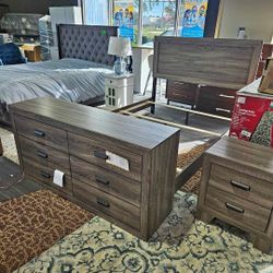 Reno 4 Piece Bedroom Set
 AVAILABLE IN QUEEN AND KING 