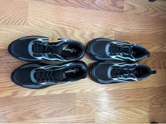 Men’s tennis shoes