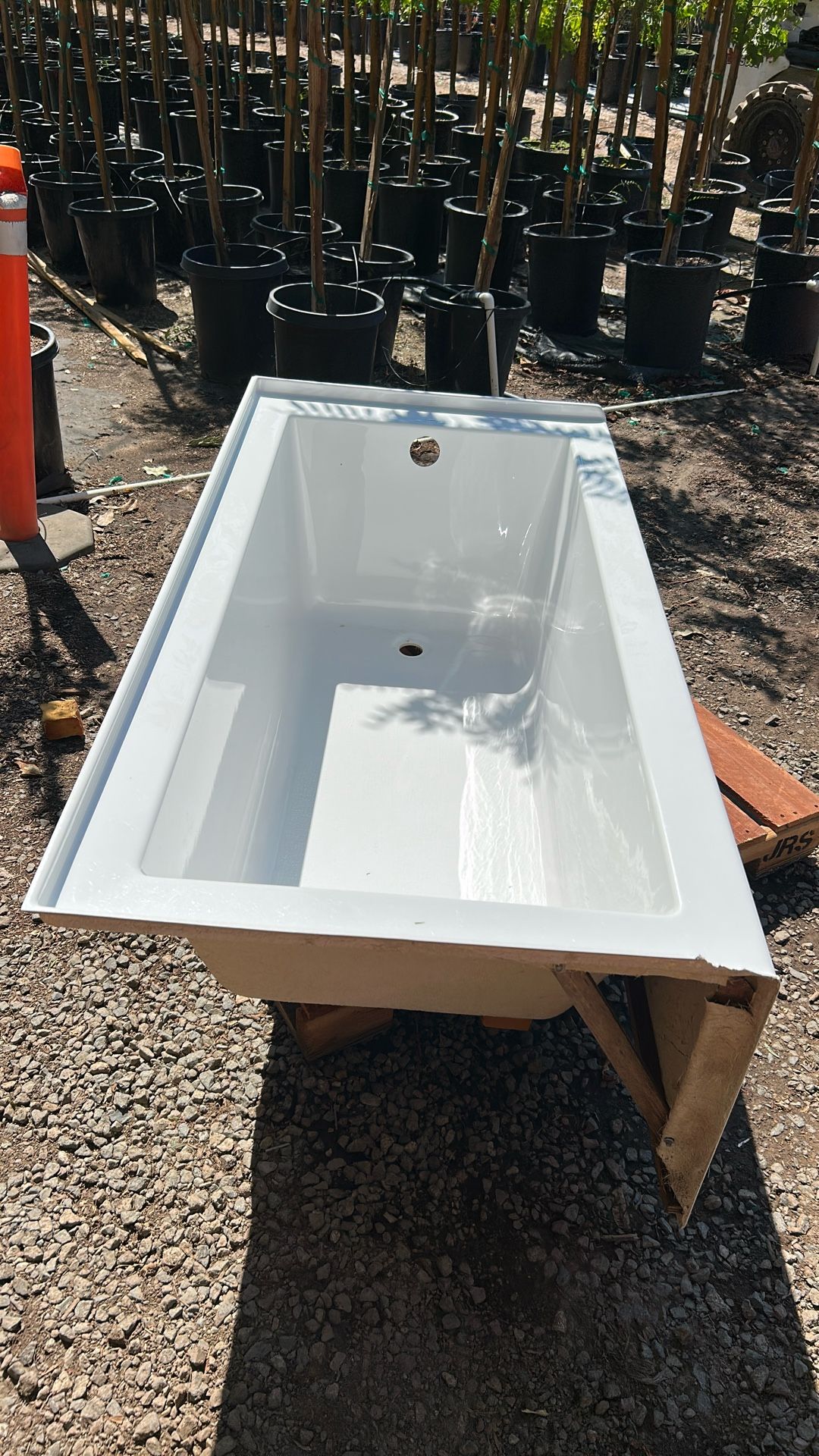 Bathtub