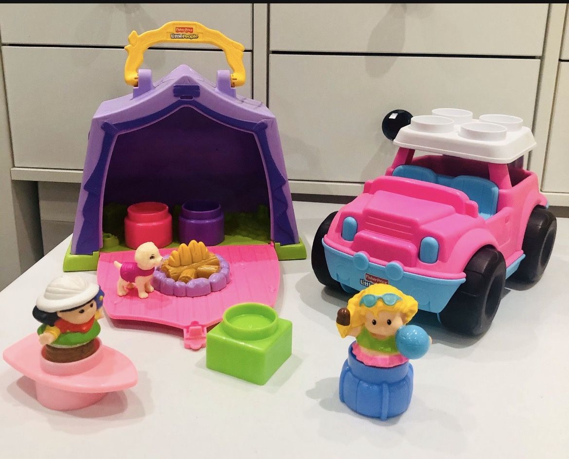 Fisher Price Little People Beach Jeep Camper & Tent /Little People Fisher-Price Surprise Sounds Dollhouse