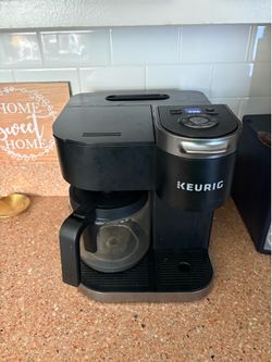 Keurig K duo dual coffee maker with drip pot and single serve
