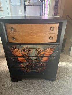 Dresser chest