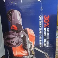 Husqvarna Lawn Xpert LE322R 40-volt, 21-in Self Propelled Battery Electric Mower