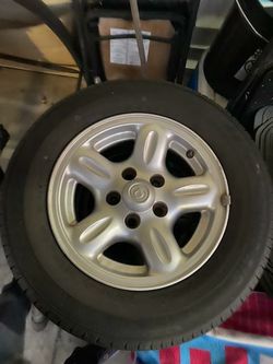 Llantas y rines mazda 2200