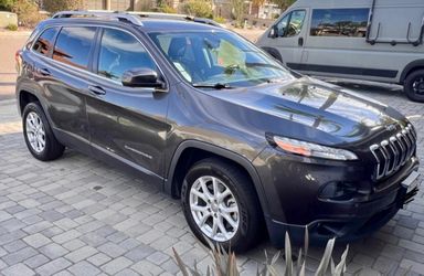 Jeep sport latitude 2014