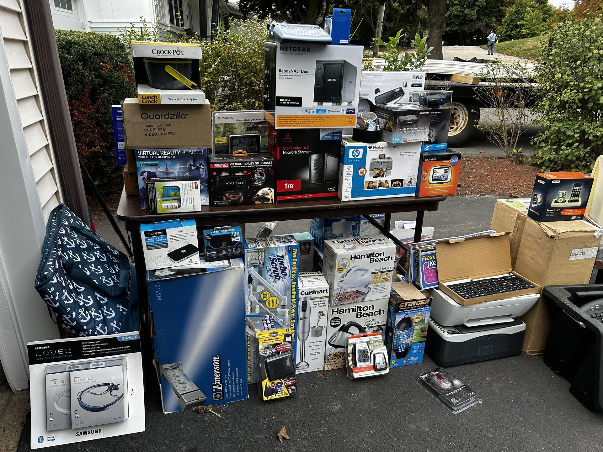 LOT of Computer Supplies, Kitchen Electronics, And Household Devices