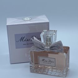 Miss Dior Females Perfume