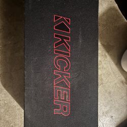  Kicker X Solo Subwoofer (Kicker 45DL7R122)