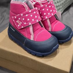New See Kai Run winter waterproof boots size 6 toddler 