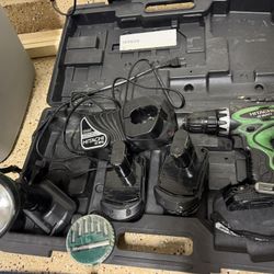 Ryobi Drill And Light Set